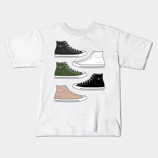 Shoe chuck pocket all colors Kids T-Shirt